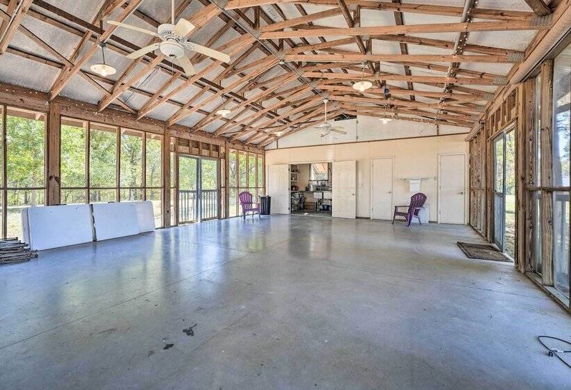 Unique Loft Cabin: Fire Pit & Fishing Access!