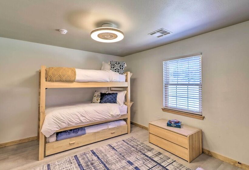 Unit < 11 Mi To Alma Performing Arts Center!