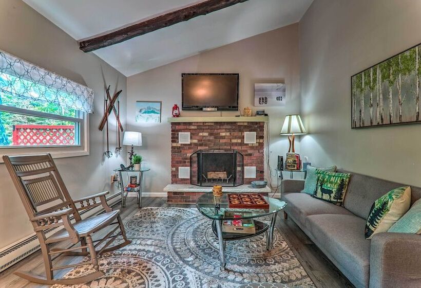 Fire Pit & Community Perks: Blakeslee Cottage!