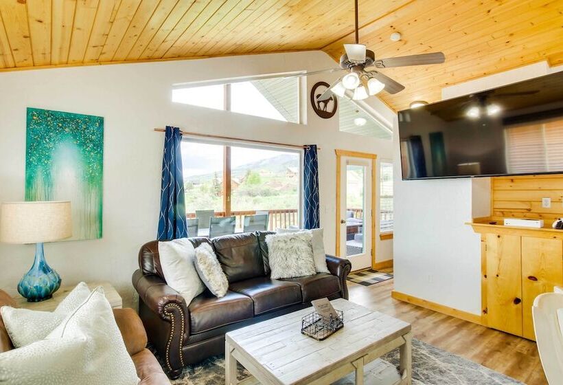 Updated Cabin W/ Views ~ 1 Mi To Bear Lake!