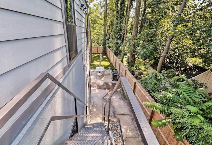 Updated Downtown Red Bank Home 5 Mi To Beach!