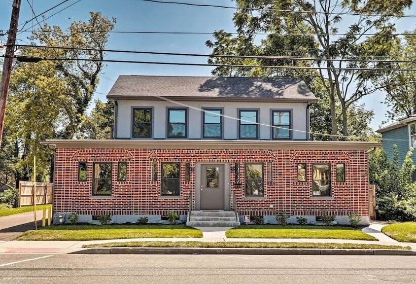 Updated Downtown Red Bank Home 5 Mi To Beach!