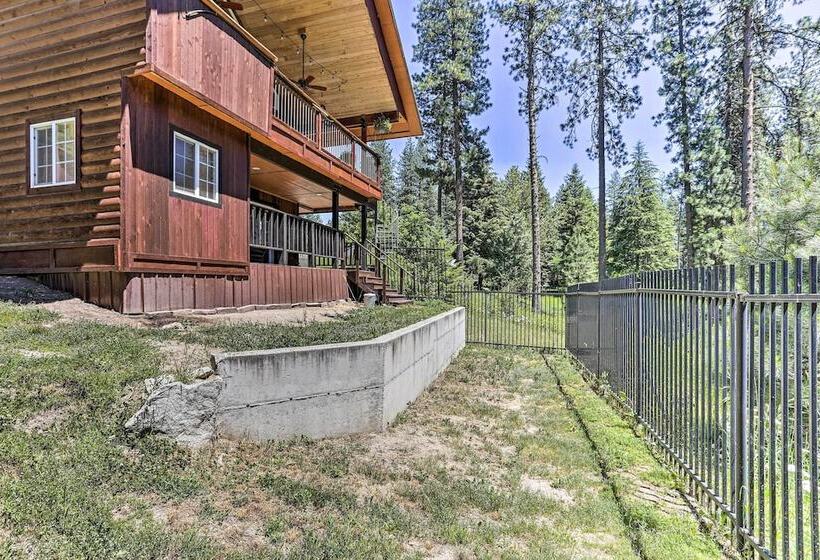 Updated Garden Valley Home W/ Fire Pit & Game Room