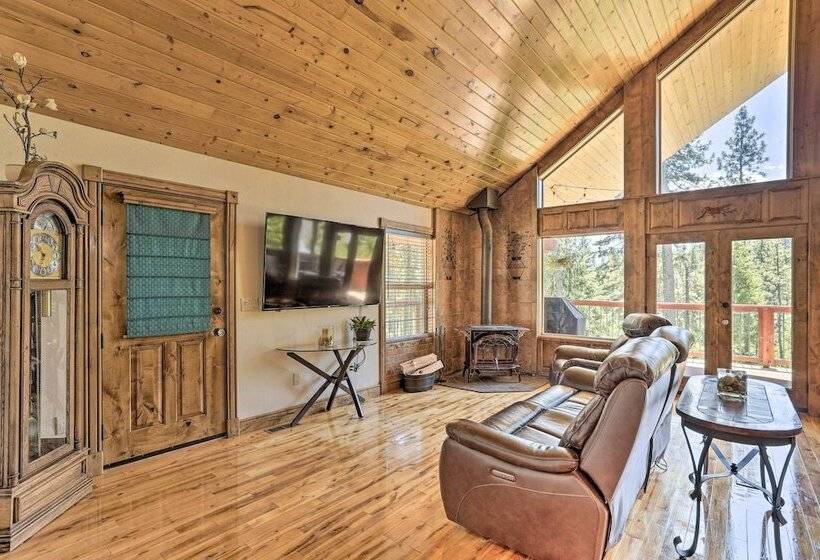 Updated Garden Valley Home W/ Fire Pit & Game Room