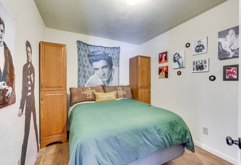 Updated Garden Valley Home W/ Fire Pit & Game Room