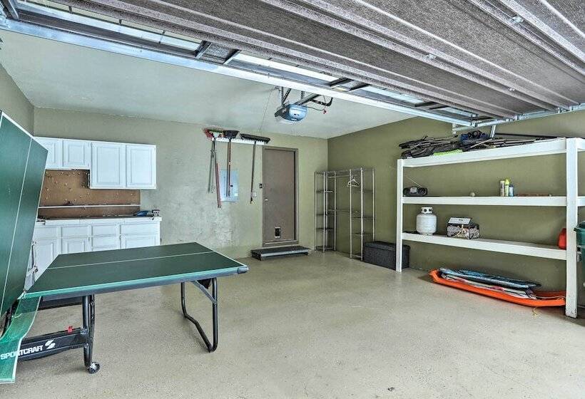 Modern Home W/ Patio: 3 Mi To Beaver Creek Resort!