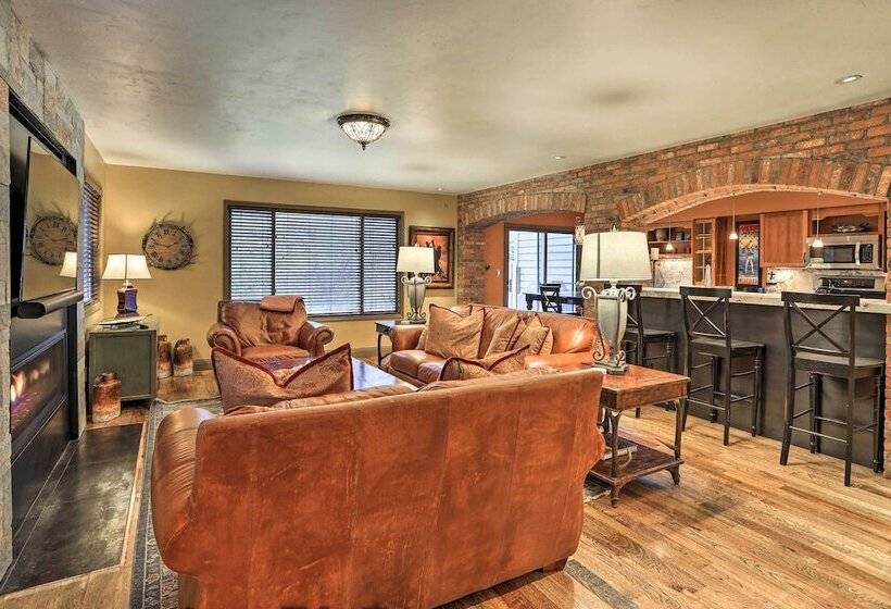 Modern Home W/ Patio: 3 Mi To Beaver Creek Resort!