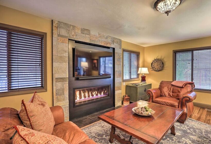 Modern Home W/ Patio: 3 Mi To Beaver Creek Resort!