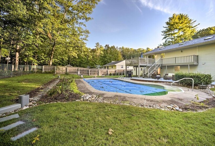 Updated Home W/ Pool + Deck ~ 2 Mi To Dtwn!