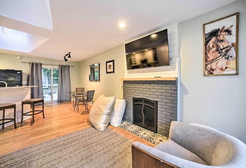 Updated Home W/ Pool + Deck ~ 2 Mi To Dtwn!