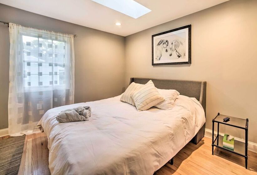 Updated Home W/ Pool + Deck ~ 2 Mi To Dtwn!