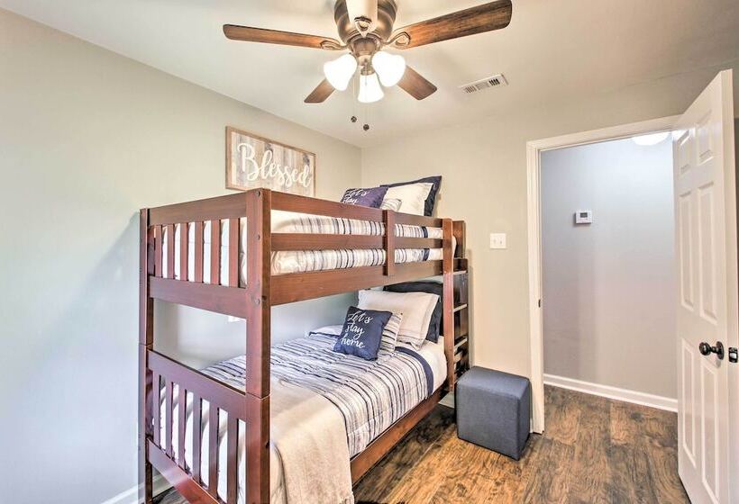 6 Mi To Nat L Park: Pet Friendly Hot Springs Home