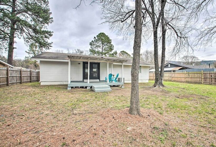 6 Mi To Nat L Park: Pet Friendly Hot Springs Home