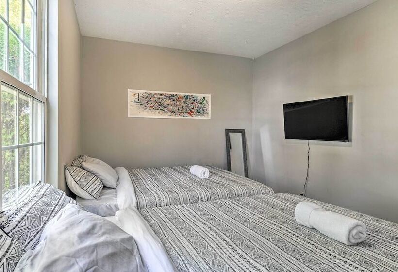 Updated Indianapolis Home Near White River!