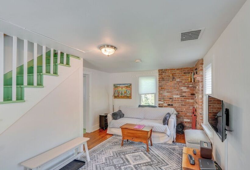 Updated/pet Friendly Cabin By Hikes And Woodstock!