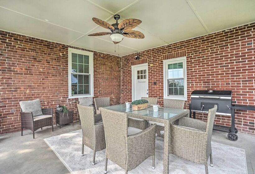 Upscale Country Home W/ Fire Pit In Taneytown!
