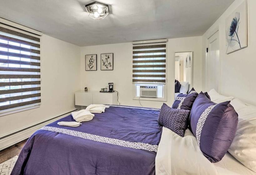 Upscale Waterbury Retreat W/ Indoor Hot Tub!