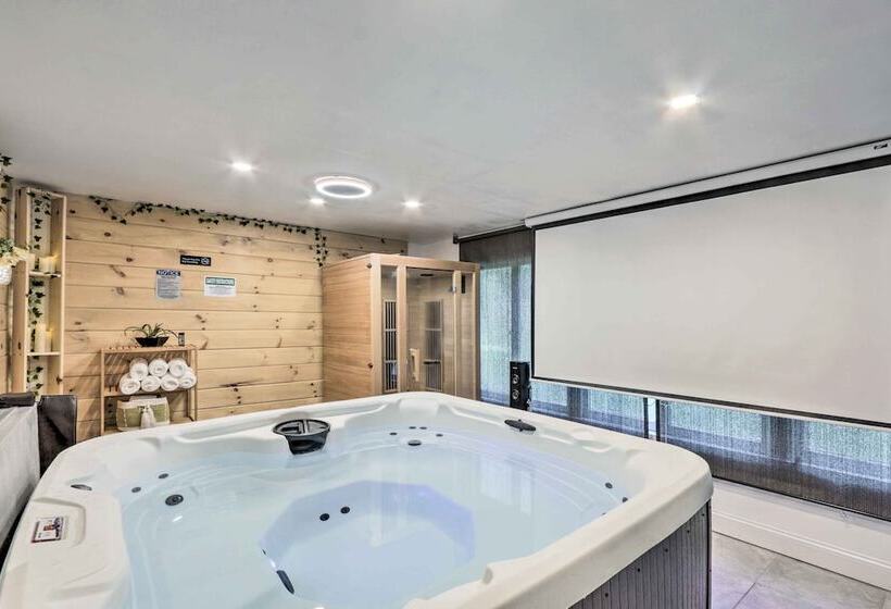 Upscale Waterbury Retreat W/ Indoor Hot Tub!