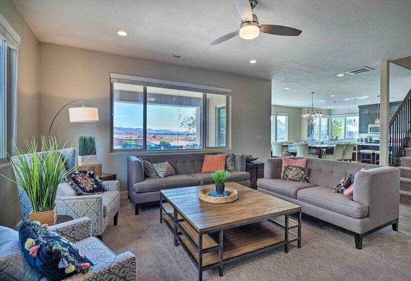 Utah Home W/ Pool & Hot Tub Access, Mtn Views!