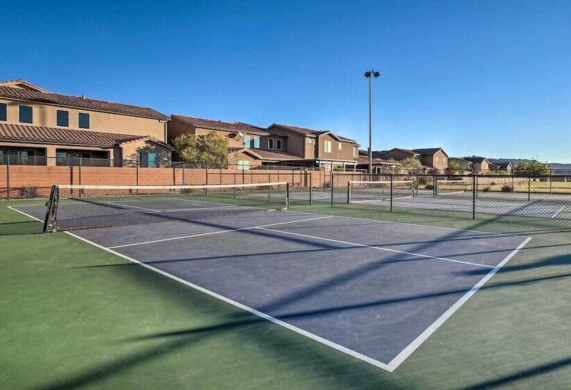 Utah Home W/ Pool & Hot Tub Access, Mtn Views!