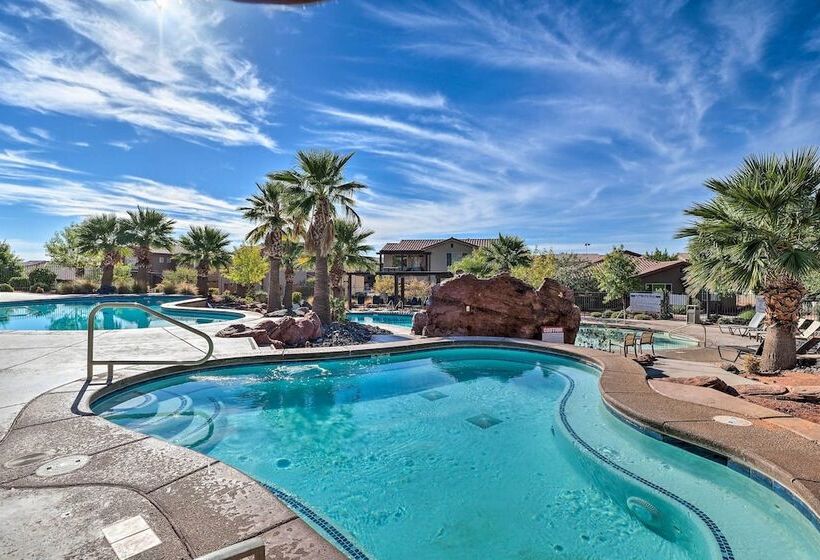 Utah Home W/ Pool & Hot Tub Access, Mtn Views!