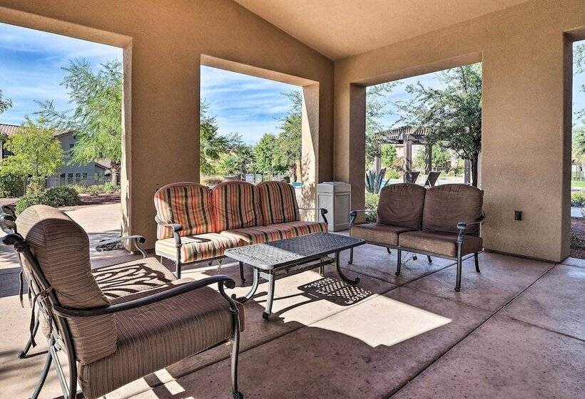 Utah Home W/ Pool & Hot Tub Access, Mtn Views!