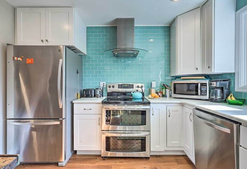 Vibrant Milford Home W/ Boat Dock & Patio!