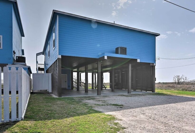 Oceanfront Freeport House W/ Private Beach!