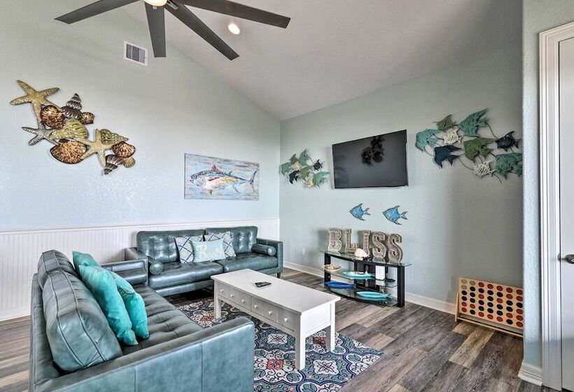 Oceanfront Freeport House W/ Private Beach!