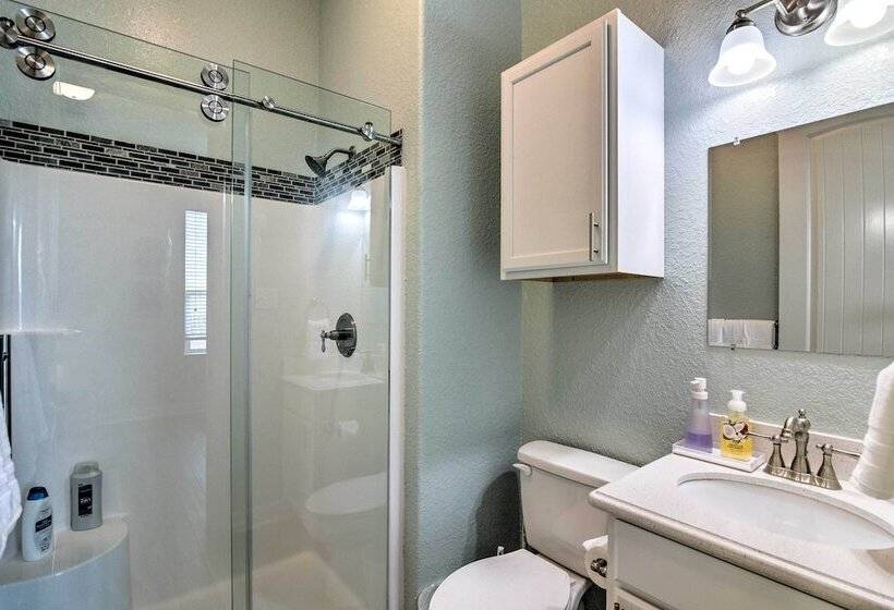 Oceanfront Freeport House W/ Private Beach!