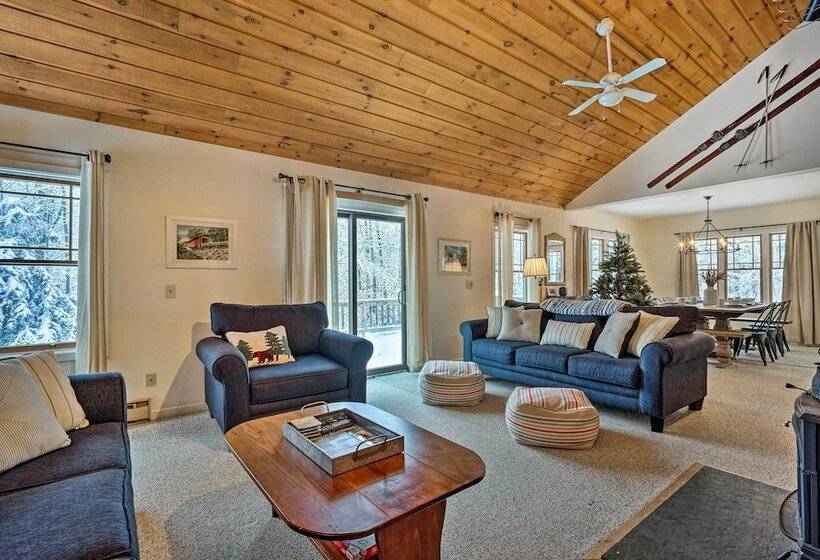 Wardsboro Family Home: 7 Mi To Mount Snow!