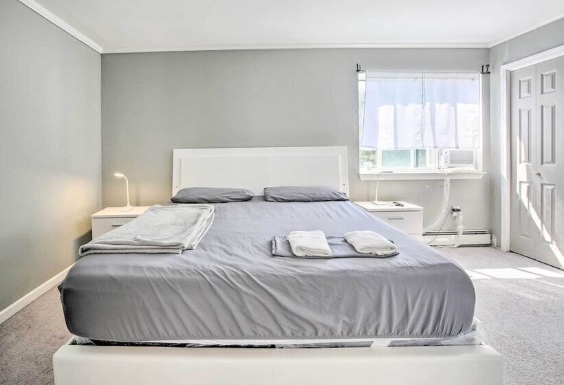 Waterbury Home: Playground & Porch Swing