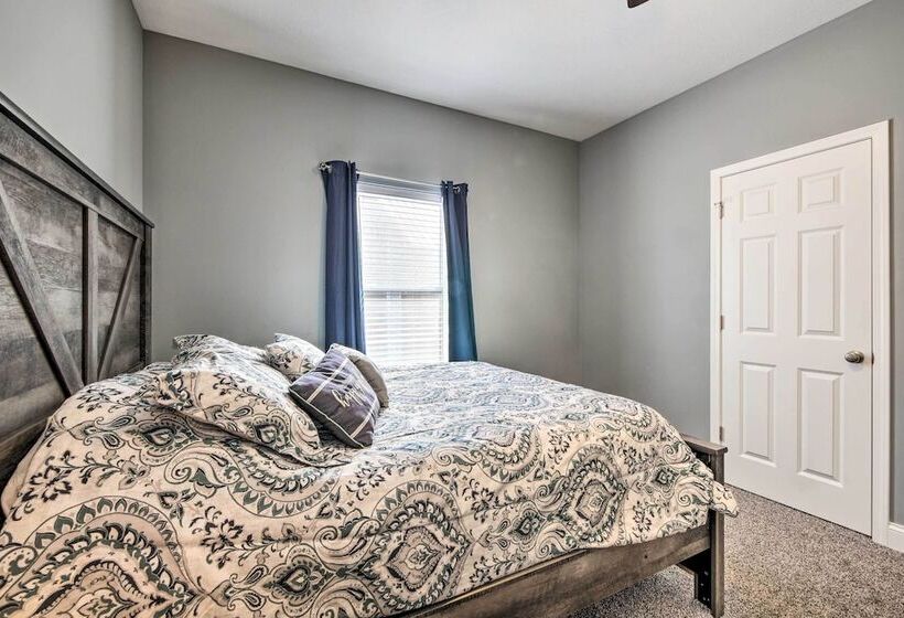 Waterfront Home On Lake Milton: Dock, Hot Tub