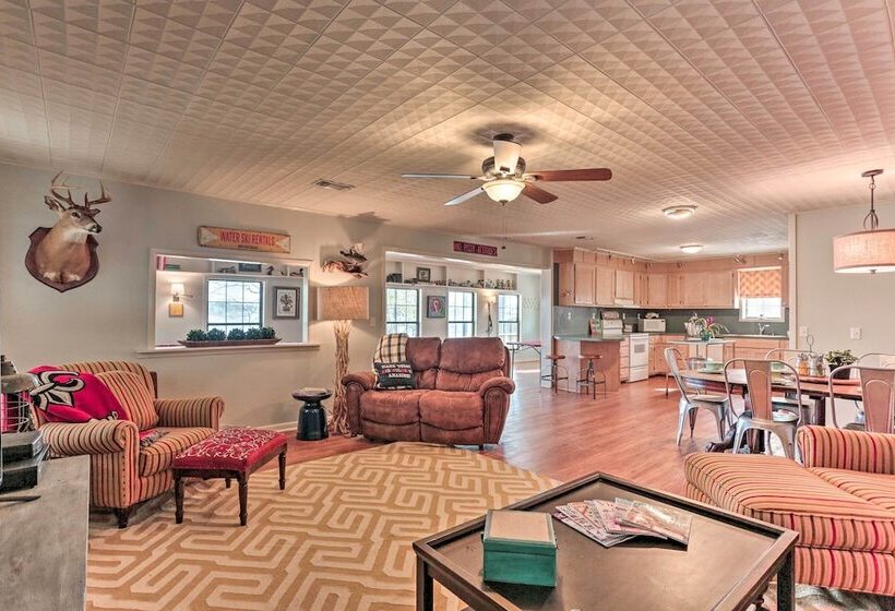 Waterfront House On Toledo Bend W/ Private Dock!