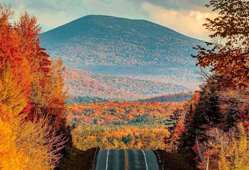 Waterfront Lake Champlain Home W/ Fire Pit!