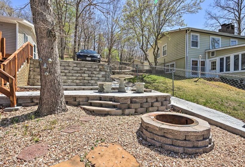 Waterfront Lake Of The Ozarks Cabin W/ Boat Dock!