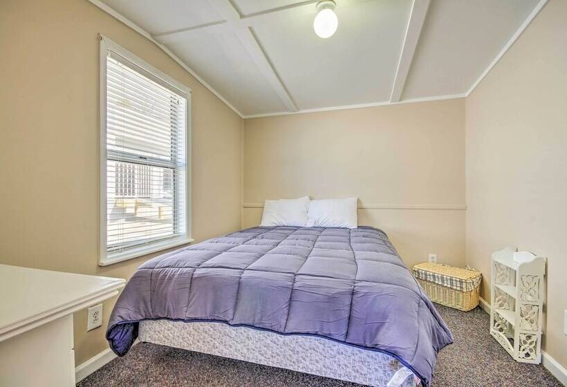 Waterfront Lake Of The Ozarks Cabin W/ Boat Dock!