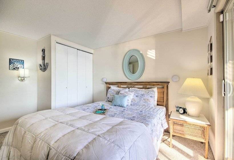 Waterfront Lake Ozark Home W/ Deck & Grill!