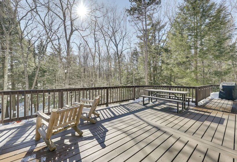 Waterfront Lakes Region Home On Private Cove!