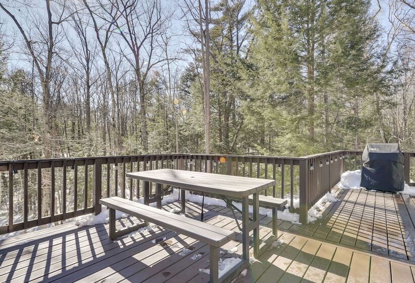 Waterfront Lakes Region Home On Private Cove!