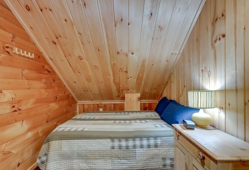 Waterfront Newbury Retreat W/ Grill & Dock!