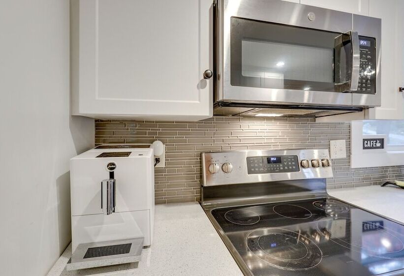 Waterfront Newbury Retreat W/ Grill & Dock!