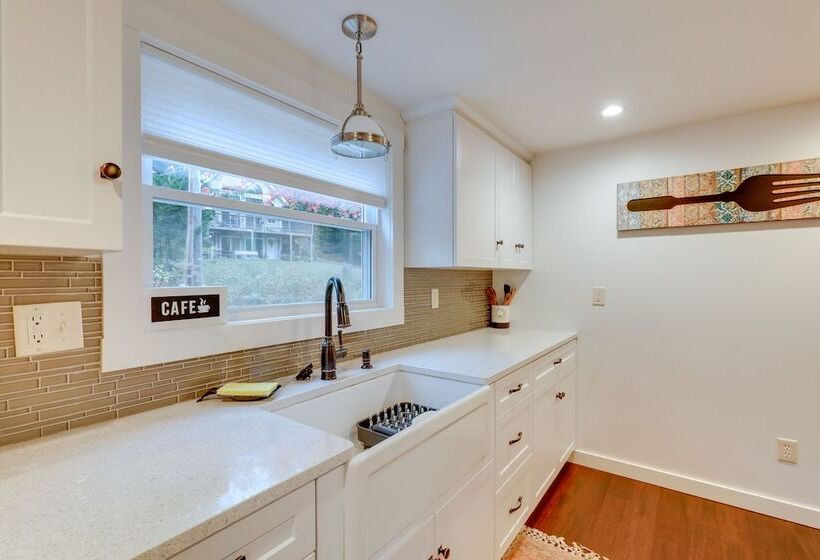 Waterfront Newbury Retreat W/ Grill & Dock!