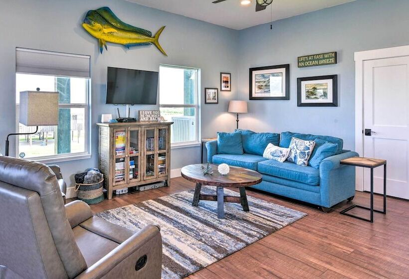 Waterfront Sargent House W/ Sparkling Pool!