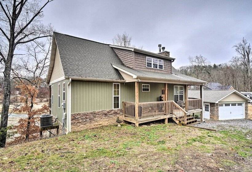 Sevierville Cabin W/ Lake Views & Wraparound Porch