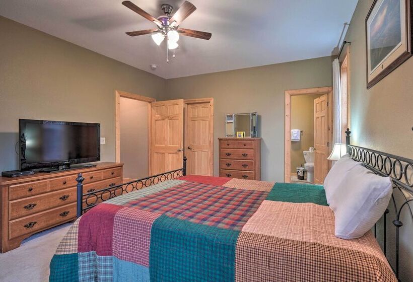 Sevierville Cabin W/ Lake Views & Wraparound Porch