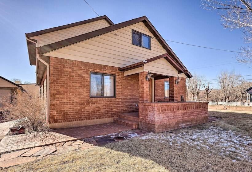 Welcoming Cañon City Abode   Walk To River!