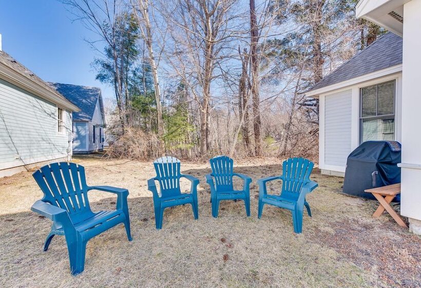 Cozy Wells Cottage W/ Pool Access: 1 Mi To Beach!