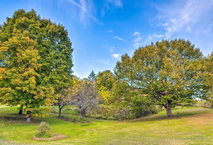 West Danville Cabin: Day Trip To Stowe Mtn!