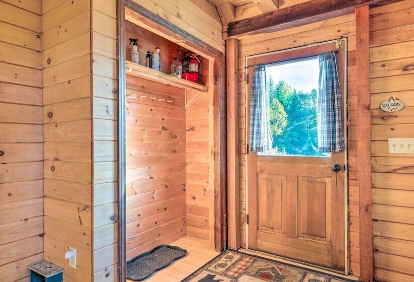 West Danville Cabin: Day Trip To Stowe Mtn!